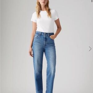 Levi's High-Rise Straight Leg Jeans in Light Blue